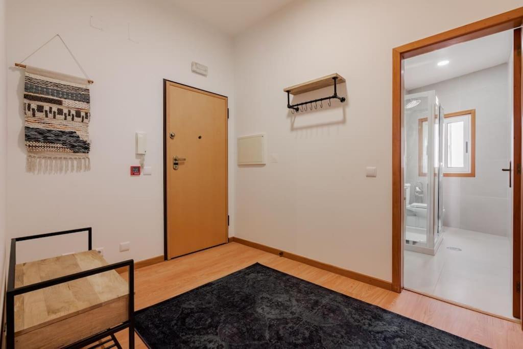 Modern Studio Near Metro Station Senhora da Hora Esterno foto